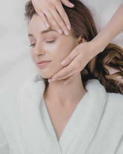 Masaż twarzy KORUGI